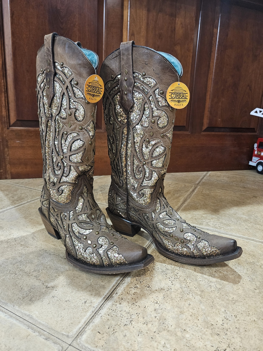 Corral Women's Brown Glitter Western Cowboy Boots